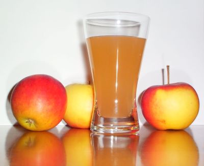 Detoxifierea ficatului cu suc de mere - Suc natural de mere | Suc Aroma